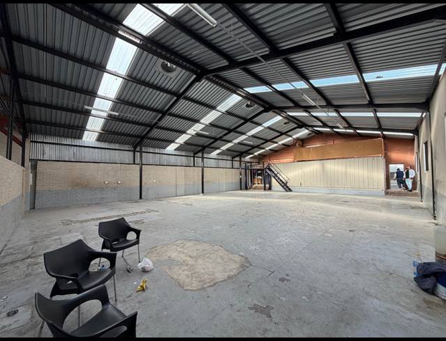 849M² WAREHOUSE TO LET IN CHLOORKOP
